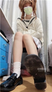 【第一视角】【黑心小魔女】变小踩在脚下    251120-10