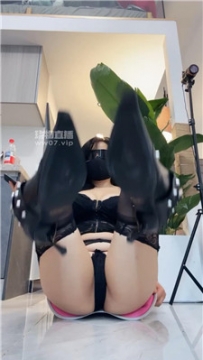【第一视角】【覆面小妈】皮靴吊带丝袜    250630-6