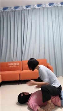 【调教视频】【猴歌】踩踏-抽耳光-腿绞窒息 JS251011-10