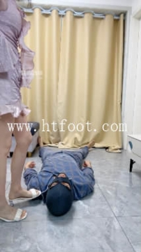 ZB8195 素人抽水机】圣水调教37分钟