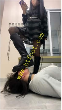 TL25477 阿月】母畜的直播第一次高潮61分钟