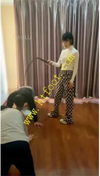 TL26982 二宝】超颜值素人重度长鞭80分钟