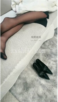 TL449 闪闪s 偷舔睡觉的主人被发现31分钟