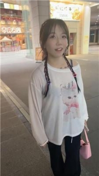 【调教视频】【素人抽水机】素人S-小白鞋黑船袜气味辱 JS250602-47