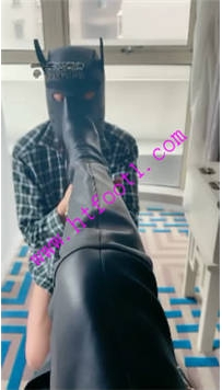 TL19022 一嬛女王S处女座首秀调教49分钟