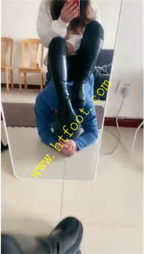 TL26973 玖幽】小屁股垫26分钟