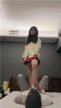【调教视频】【猴歌】毛巾袜踩踏/骑马/坐脸窒息 bf50472