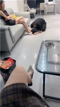 【调教视频】【kk姐】看闺蜜怎么玩sm JS251012-44