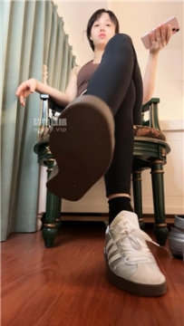 【第一视角】【奶豆包】黑棉袜粗口炸    250714-15