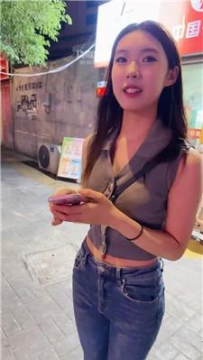 【调教视频】【Jony Z】揪耳朵手捂窒息-踢裆踩踏 JS251009-18