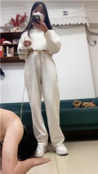 【调教视频】【漫漫】小白鞋白袜踢踹/坐脸窒息/掐乳 bf49117