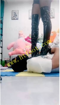 TL38216 兔兔】暴力踩踏脑袋剁碎51分钟