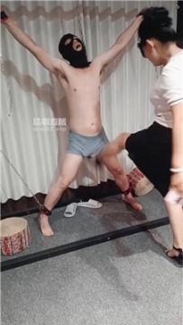 【调教视频】【曼婷】吊绑强制重度鞭打 JS250705-4
