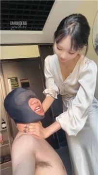 【调教视频】【JonyZ】开发素人妹妹-高跟肉丝玩虐 bf58021