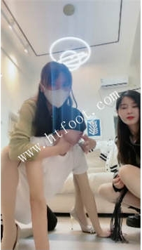 TL36250 狐狸女皇】真实惩罚调教新人47分钟