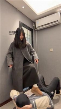 【调教视频】【狗哥】开发素人S-毛拖鞋白袜虐 bf50660