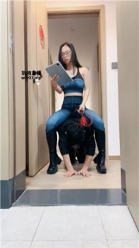 【调教视频】【南月女神】骑马胯下辱-长靴白袜踩虐-鞭打 bf52173