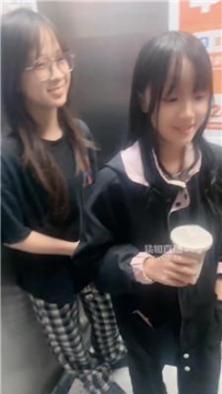 【调教视频】【猴歌】双S-学生妹暴力踢踹踩 JS251110-32