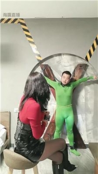 【调教视频】【冷S】吊绑挨打场 JS260108-28