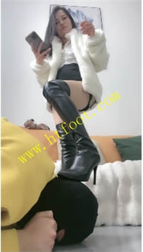 TL34830 甜依】圣水长靴玩47分钟