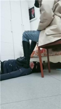 【调教视频】【沐沐】长靴碾压踩踏-白袜辱【双视角版】 bf59574
