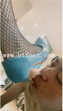 TL16497 冷菱S重度虐男鞭打27分钟