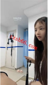 TLZB25818大幂幂-贱狗今天又来吃脚28分