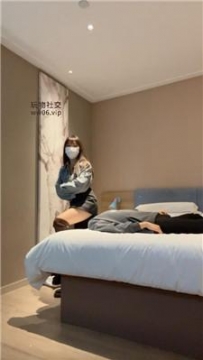 【调教视频】【九月】长靴踩踏/舔脏鞋/滴蜡/坐脸窒息 bf49183