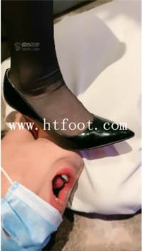 TL17101 樱桃一诺双女王全程重度语言羞辱粗口辱骂56分钟