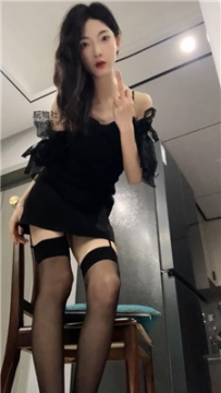 【第一视角】【千千】吊带丝裸足口水    250218-14