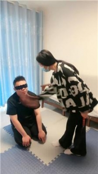 【调教视频】【木子】重度鞭打踩踏专场 JS250329-7