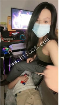 TL47365 成都lisa】长时间-电竞女神无意识踩贱奴3小时13分钟