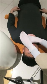 【调教视频】【诗琪】原味臭脚捂脸窒息 JS250305-3