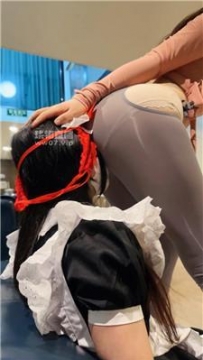 【调教视频】【维因】母畜-瑜伽裤坐脸窒息-白袜玉足舔 bf55100