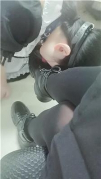 【调教视频】【璃茉老师】女仆母畜-清理脏短靴/强制闻鞋窝 JS250101-28