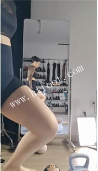 TL47064 猫爷】在它脸上做深蹲44分钟