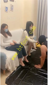 TL26985 灵猫】带素人朋友双女王女主调教33分钟