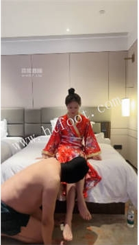 ZB8086 月月】调教小刚21分钟