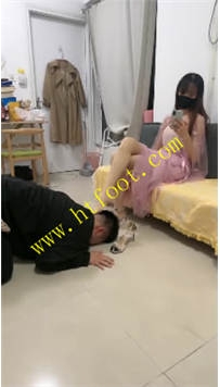 TL35989 素人星探】进来看吃美脚57分钟