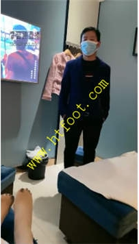 TL24531 风吟女神】肉丝裸足诱惑足疗师舔61分钟