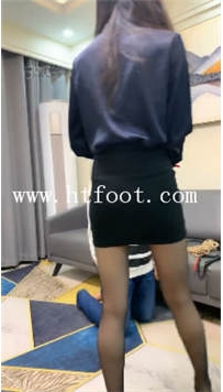 TL17515 苏曼S家奴第一天27分钟