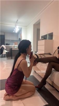 【调教视频】【花姨】超美女神做狗奴【完整版】 bf58511