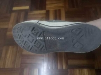21572 173大学学姐第一次踩踏 脏帆布鞋匡威踩脸 舔闻鞋底