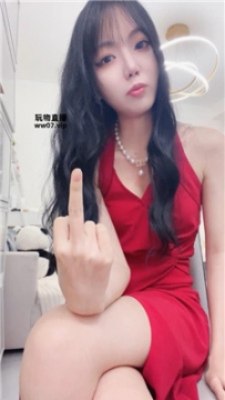 【第一视角】【女神mio】绿帽贡妻空手    250509-14