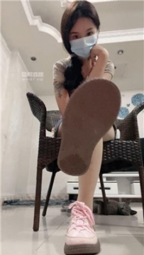 【第一视角】【香芋朱朱】每日一鹿之运动鞋肉丝    250623-33