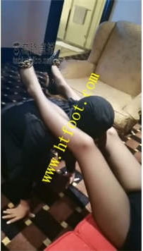 TL24837 丹祖宗】玉足操骚母狗内裤闻裆窒息53分钟