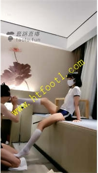 TL21610 维妮】恋足进47分钟