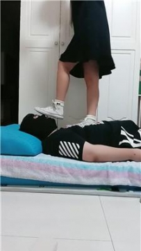 【调教视频】【萌宝儿】帆布鞋白袜全体重踩踏 JS250718-27