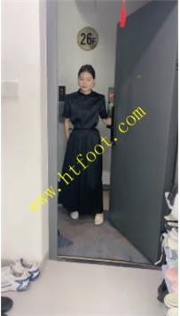 TL39267 神秘女嘉宾】闺蜜和小偷26分钟