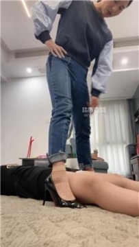 【调教视频】【小云】高跟肉丝踩母狗 JS251020-2